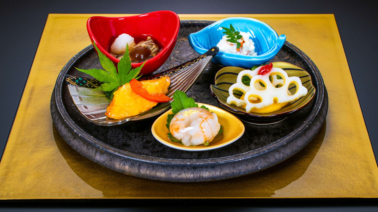 【季節の会席料理】秋鮭と秋の野菜の前菜　5点盛り