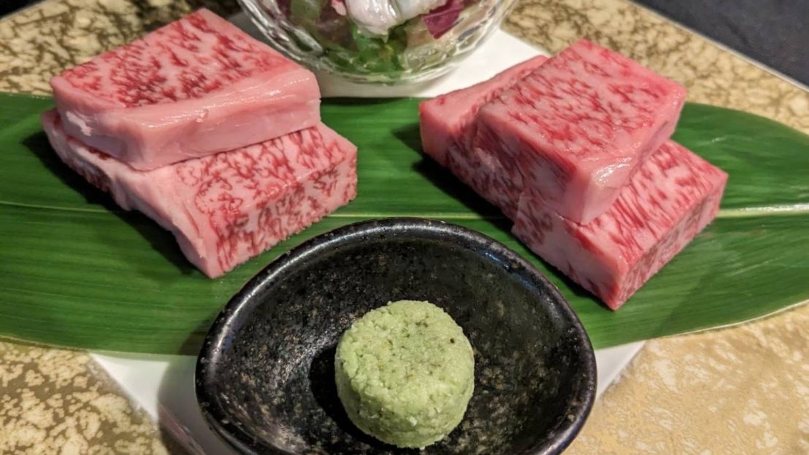 【選べる伊勢海老or鮑】黒毛和牛の食べ比べ＆贅沢海鮮を堪能する鉄板焼きコース＜1泊2食＞