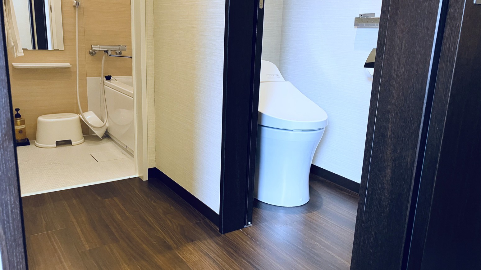 【ツインルーム】お風呂とトイレはセパレート！