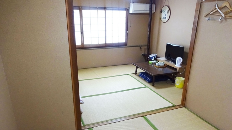 ・【和室10畳一例】シンプルな畳のお部屋です