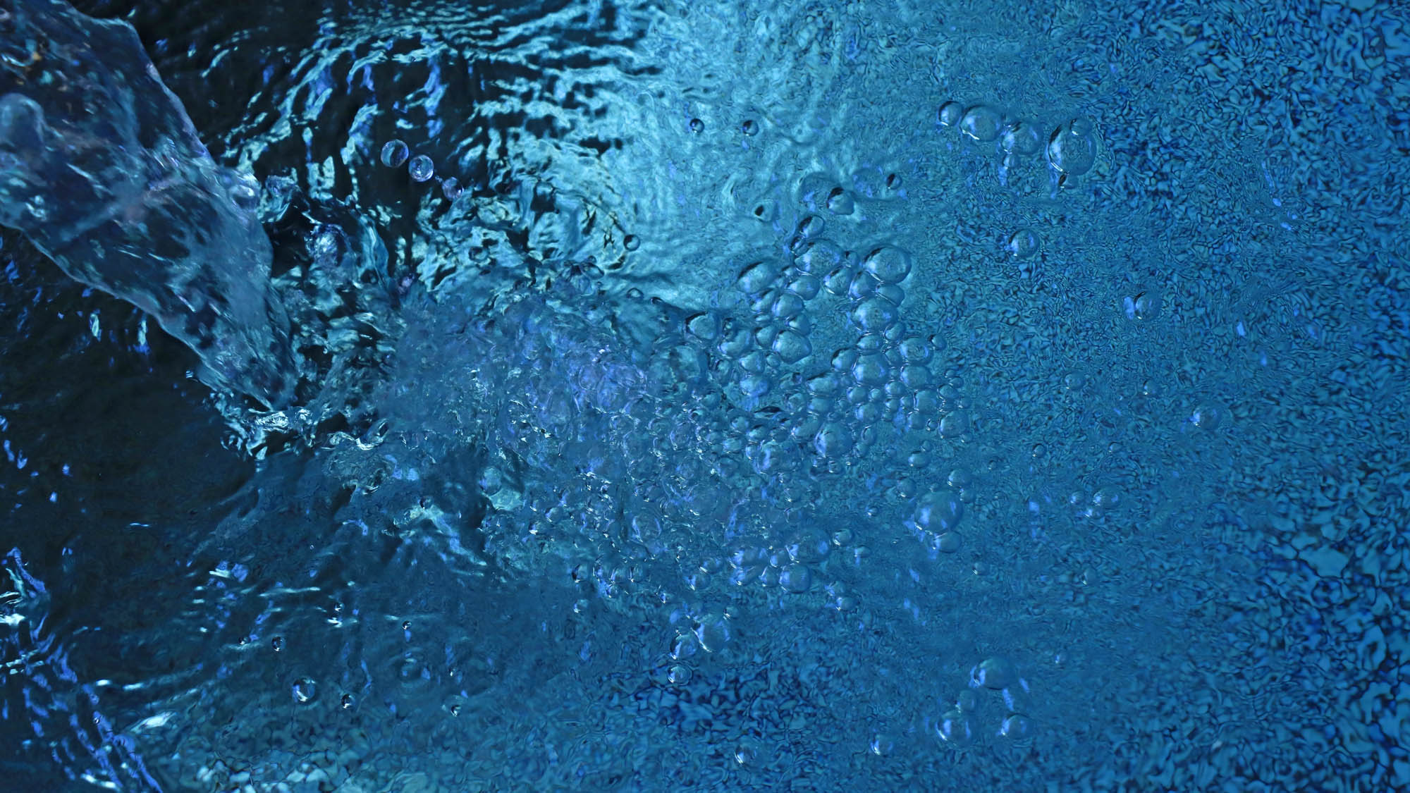 【温泉】美人の湯とも呼ばれています♪