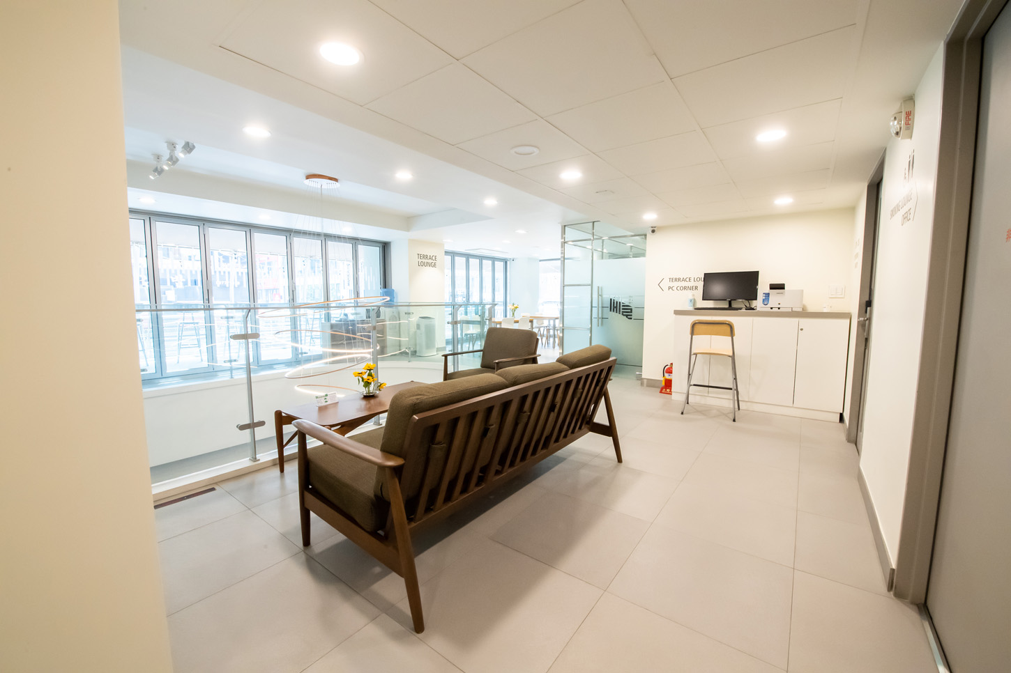 テラス ラウンジ