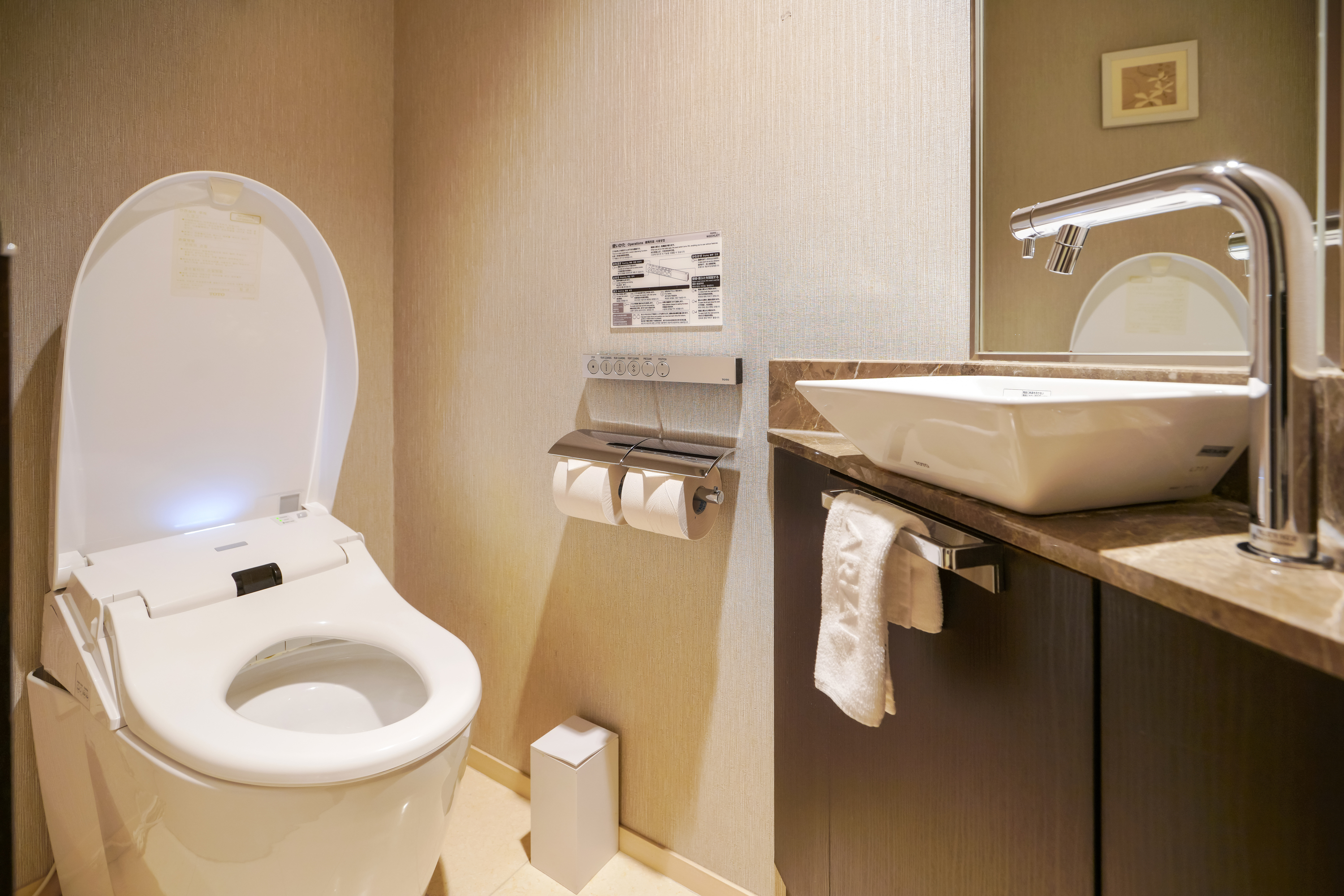 エグゼクティブダブルとツインの浴室