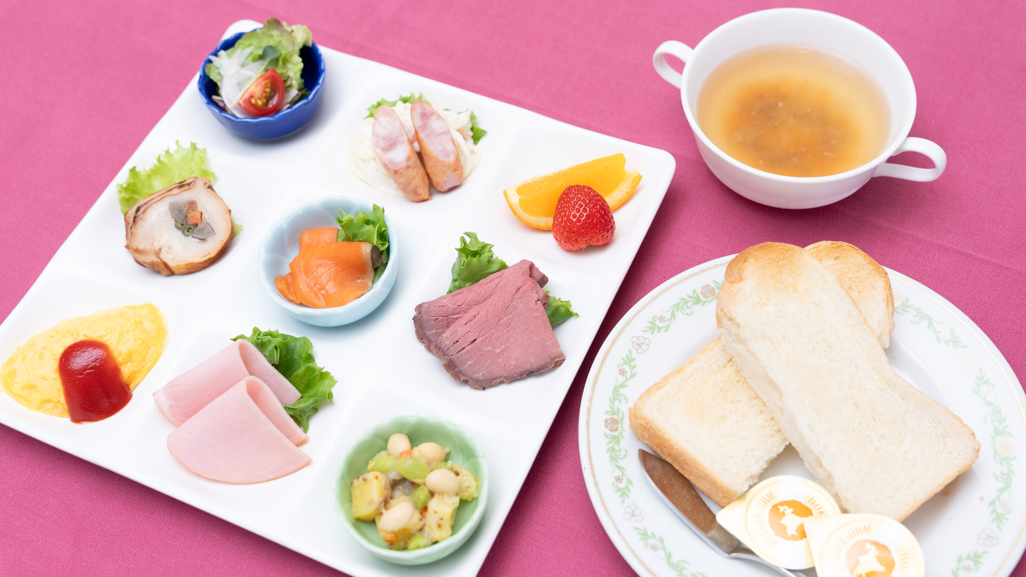 【朝食】洋食一例。和食と洋食お好きな方をお選び頂けます