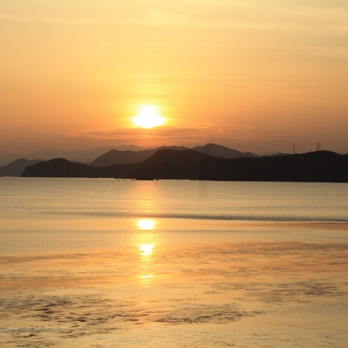 日本の夕陽の宿百選