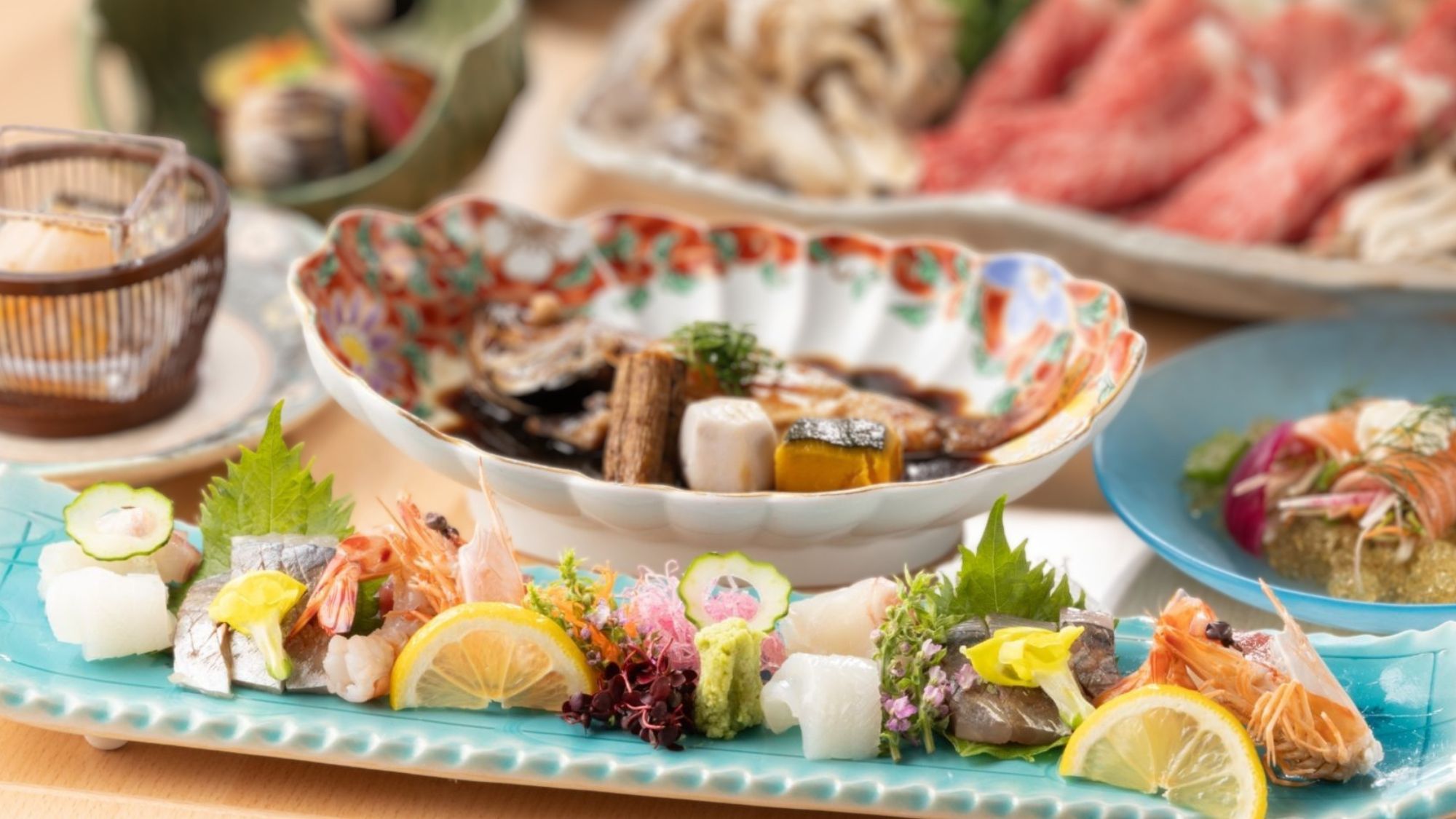 【夏限定】15％OFF＆夕食時フリードリンク付き｜海辺の温泉宿で愉しむ夏旅＜特選会席■／半個室＞