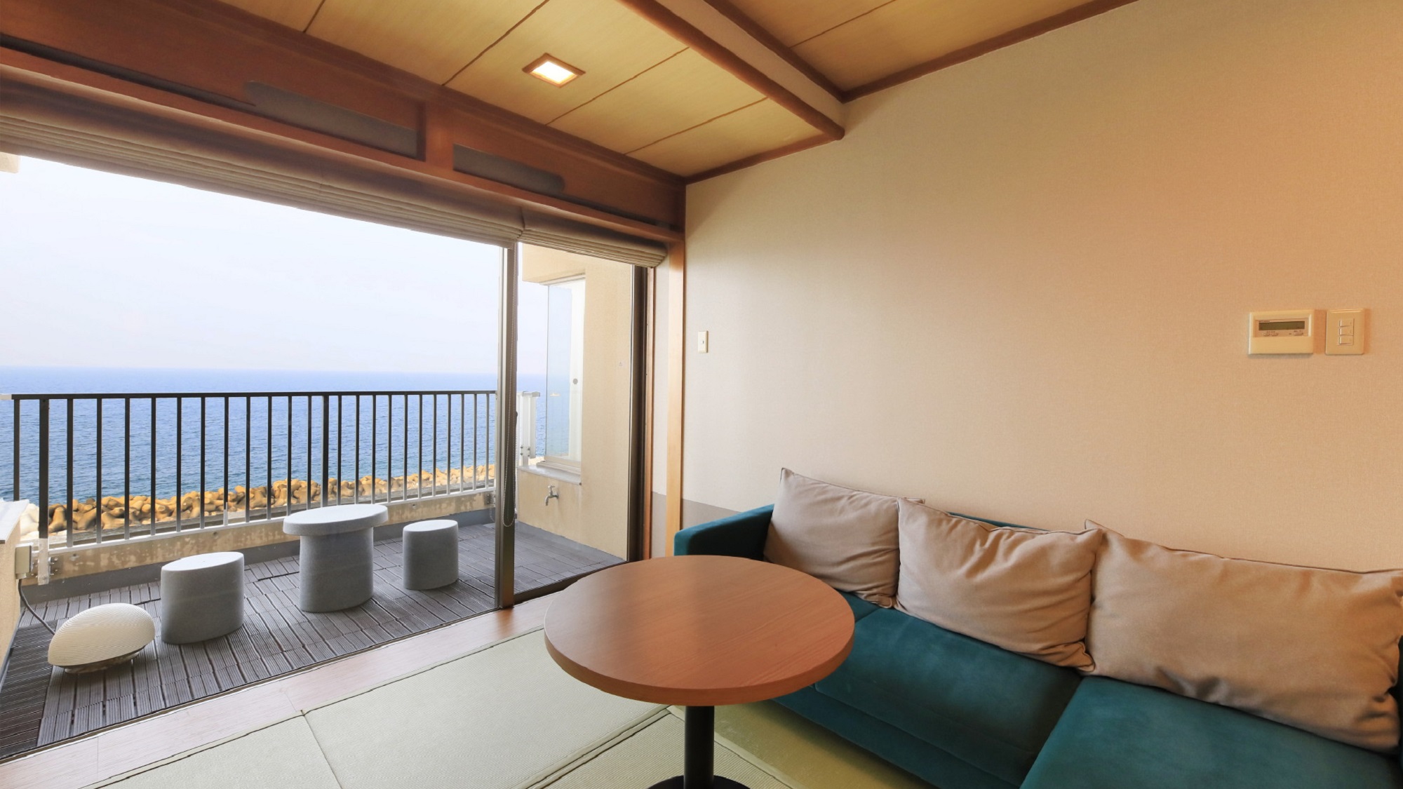 【露天風呂＆展望ジャグジー付き】和洋室ツイン／70㎡（一例）