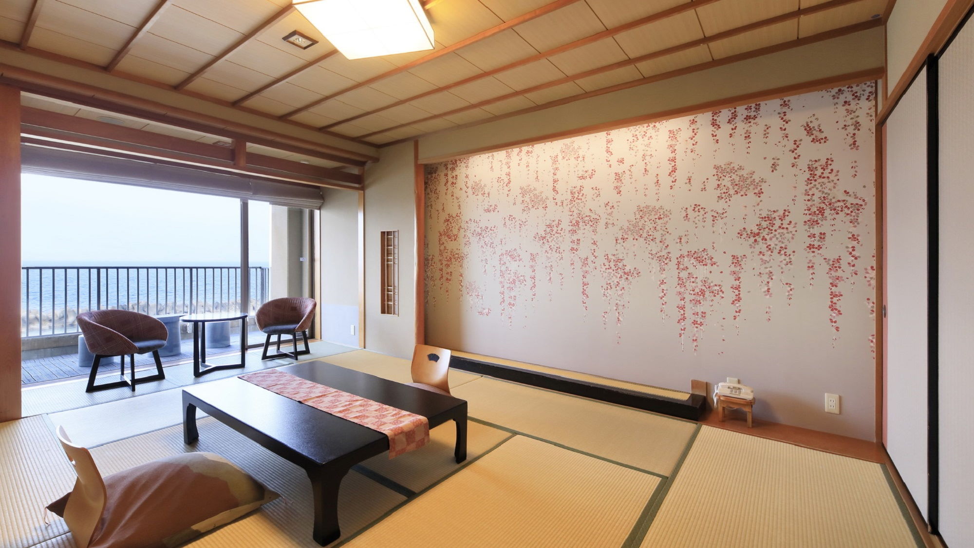 【展望ジャグジー付き】和室10畳（一例）