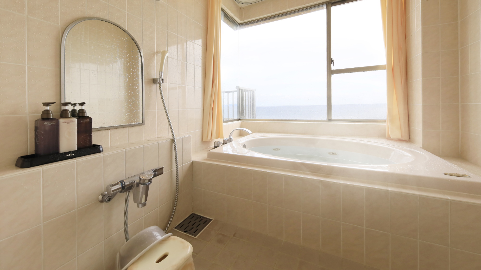 【展望ジャグジー付き】和室10畳（一例）