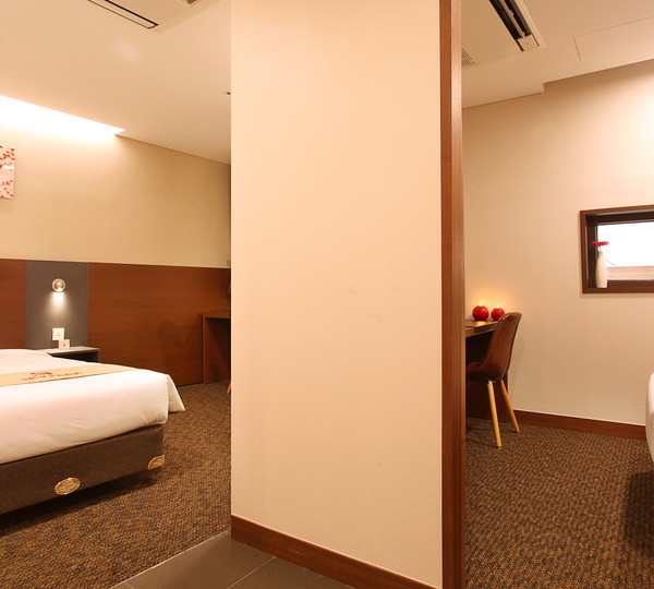 【ファミリールーム】44㎡　ベッドルーム