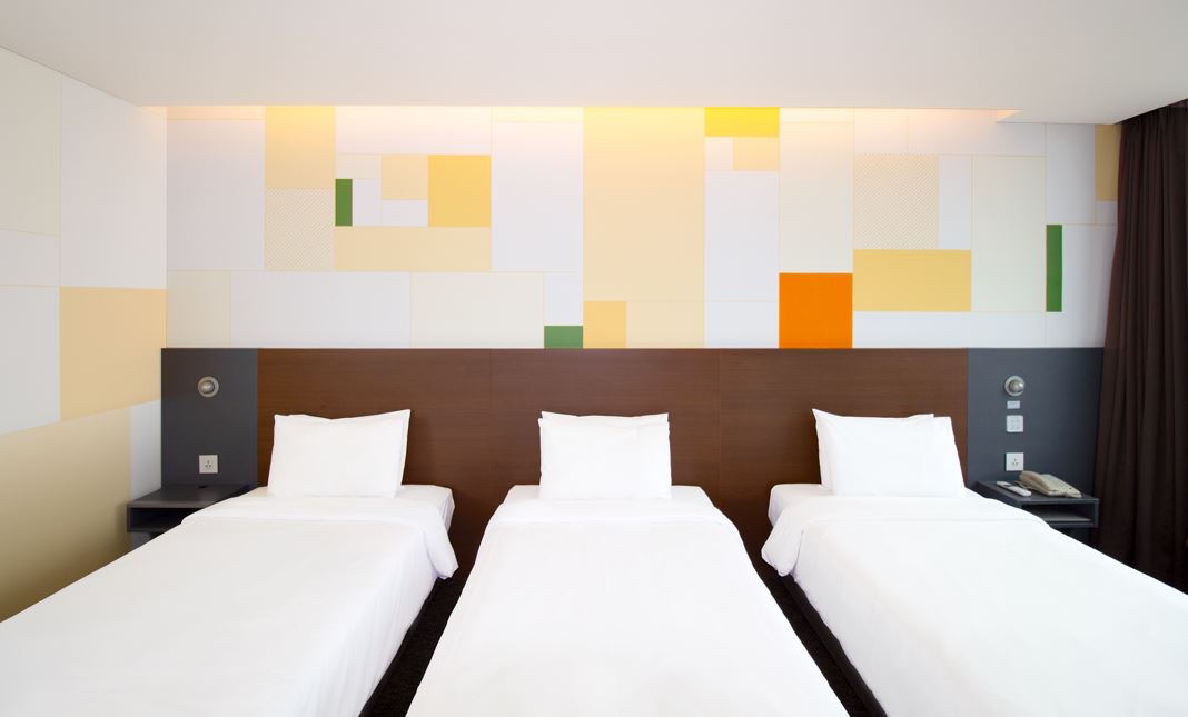 ダイブイン*ジョガクボ*アートステイ・ソウル  (ダブルベッド1＋シングルベッド1・34.8sqm)