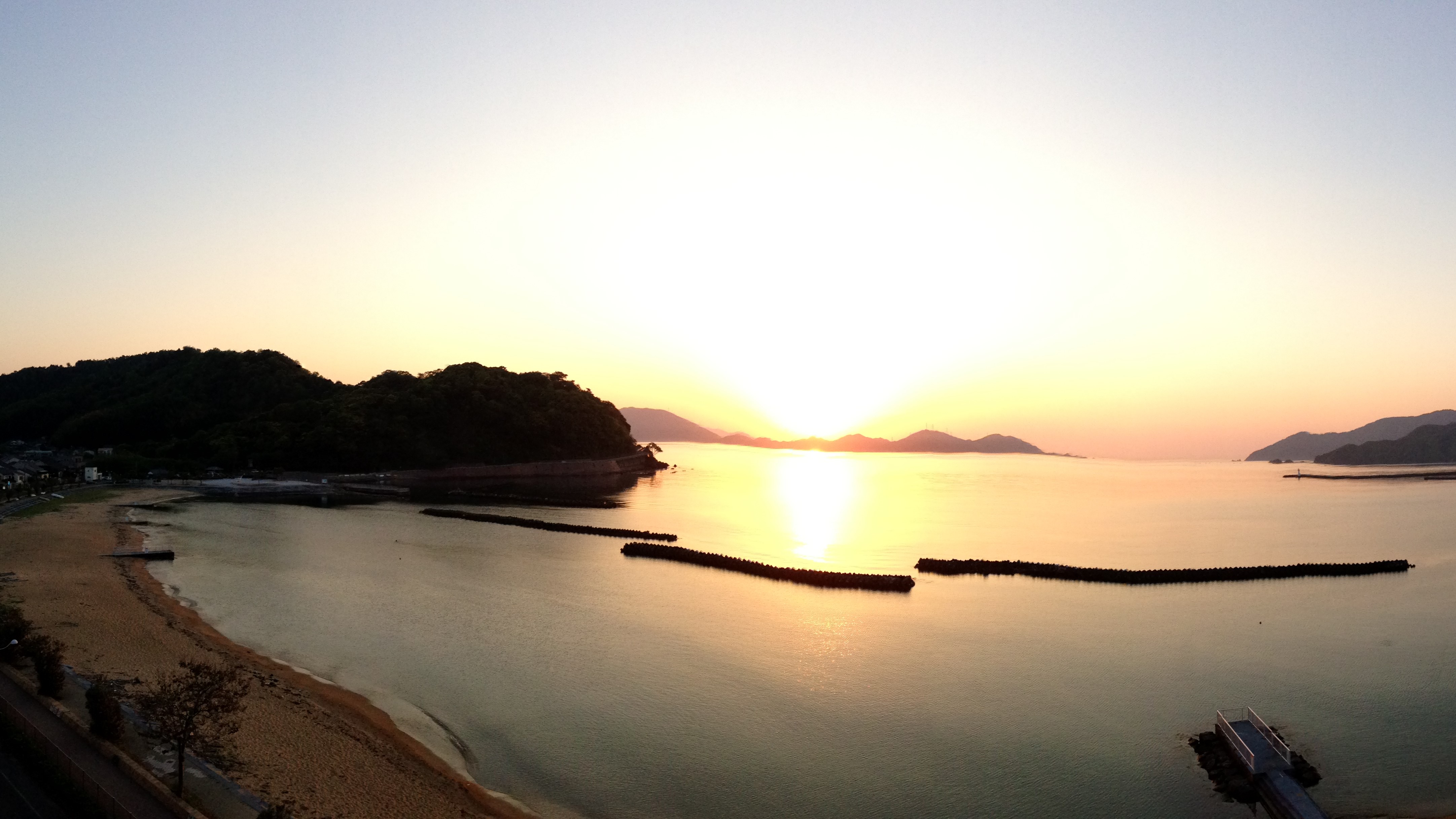 人魚の浜海水浴場の絶景の夕日