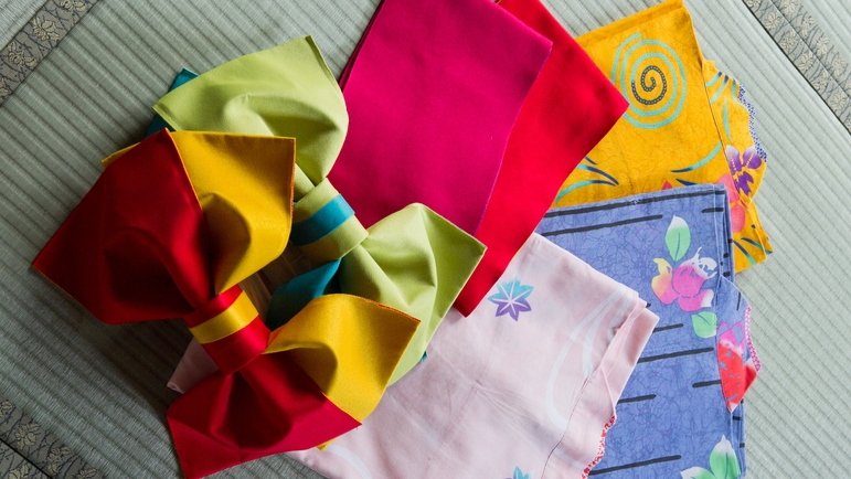 【女子旅◆3名以上でお得】【朝夕二食付】四万温泉で癒しのひととき♪女性に嬉しい三大特典付き＜会場食＞