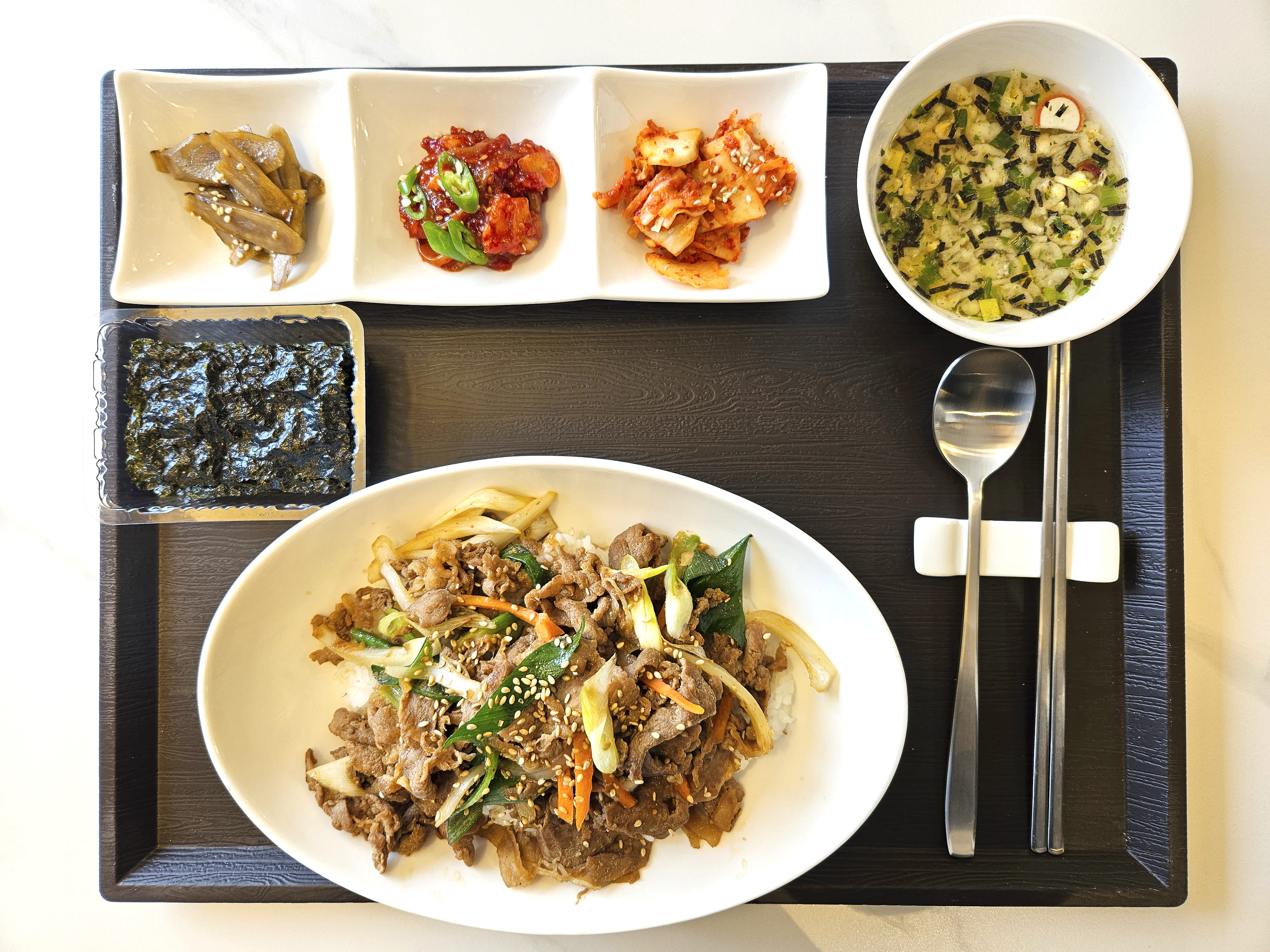 朝食(プルコギ丼)