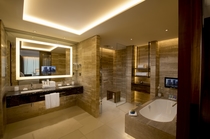 Conrad Suite Bathroom