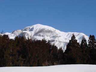 越前甲山の冬景色