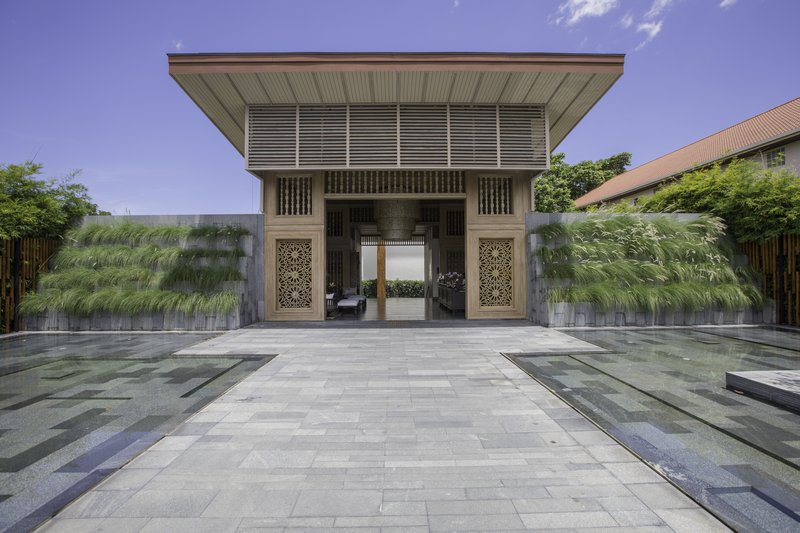 ホテルのエントランス