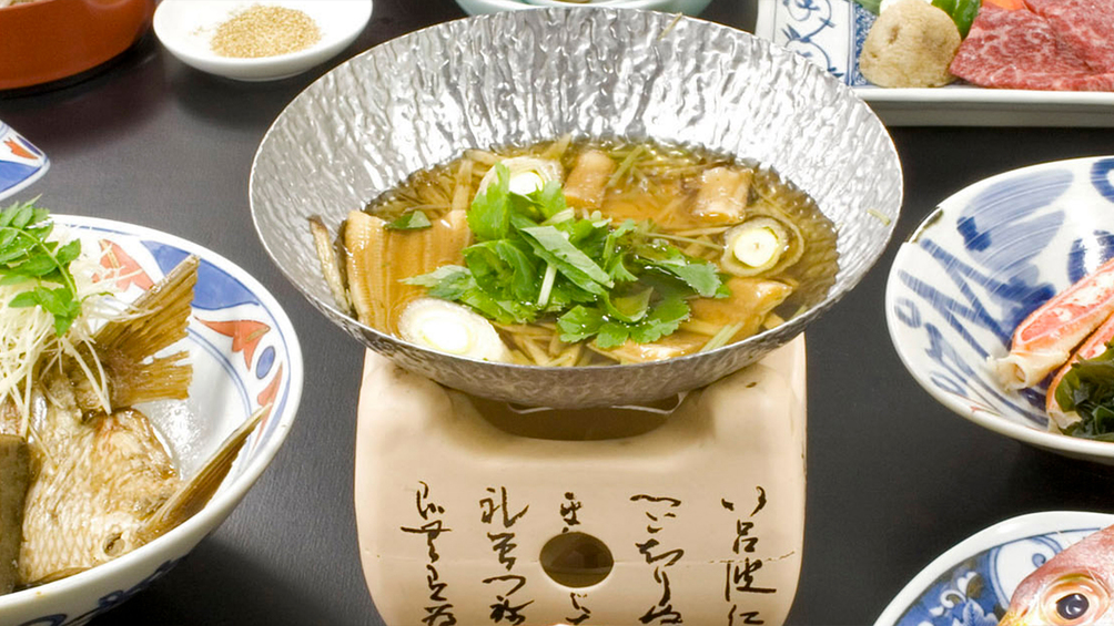 ●牡丹の花咲く由志園【入場引換券付】「おたのしみ会席」プラン