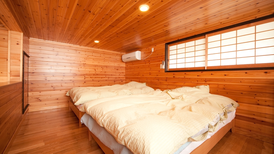 ■和洋室+ロフト■もみじ　2階のロフトには広めのベッドをご用意。
