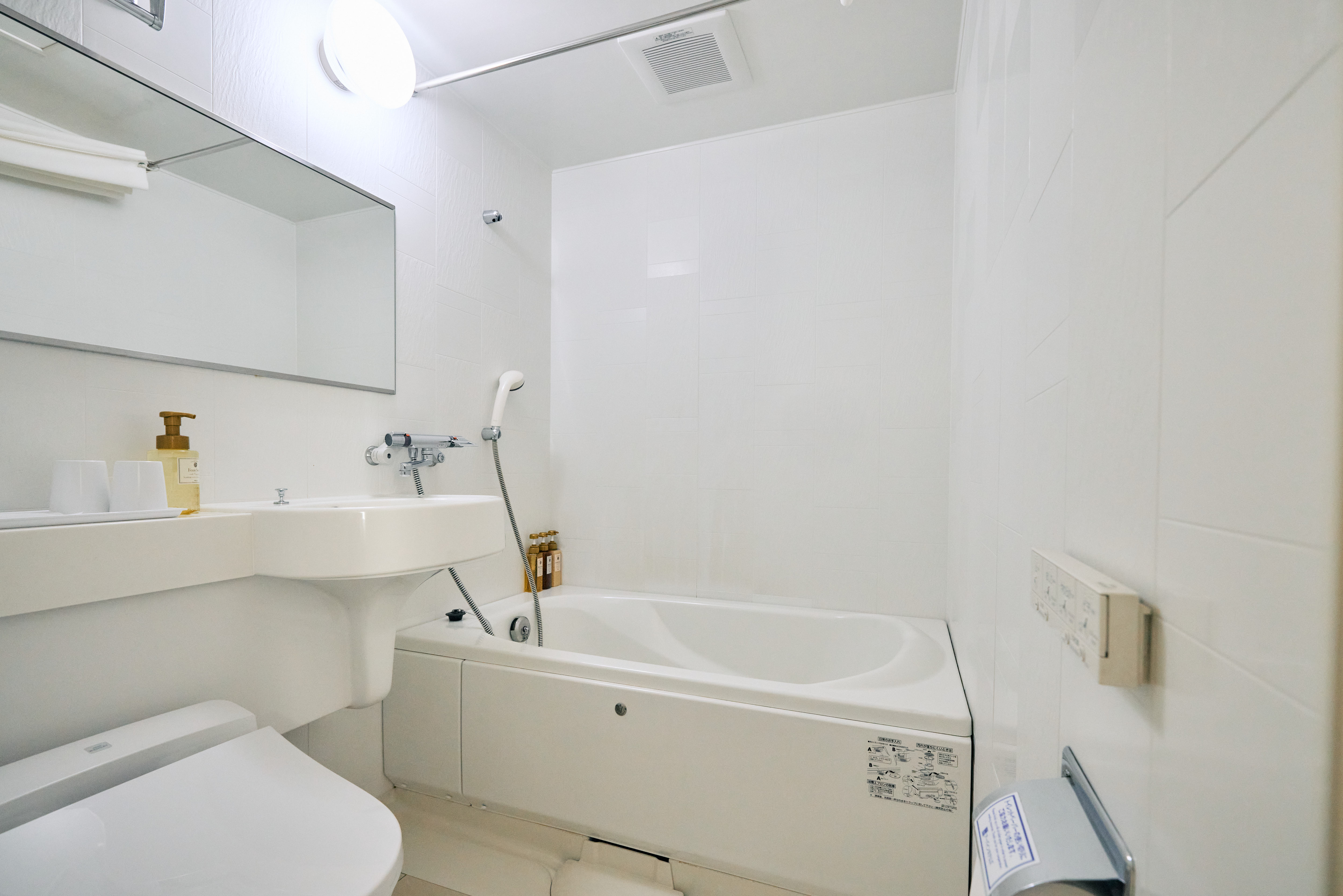 ツインルーム　ユニットバス