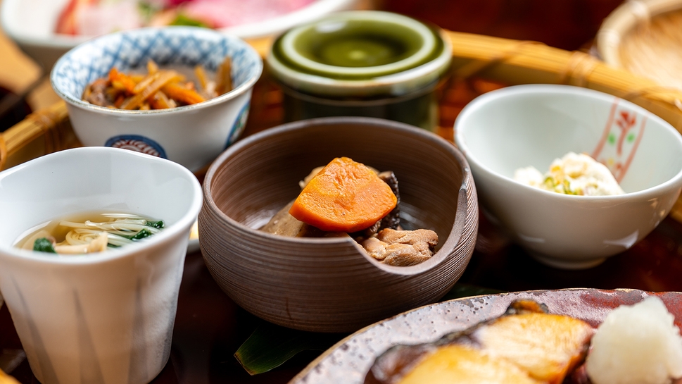 【朝食付】湯布院野菜と自家栽培米…身体に優しい朝ご飯