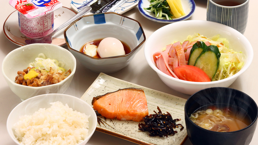 【エコ連泊・朝食付】テレワークも最適♪タオル・バスタオル毎日交換、ルーム清掃5日に1回★