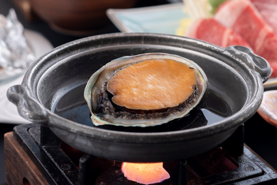 伊勢海老のお造りとアワビを食す！ 「相模会席」★1泊2食プラン【箱根たび♪】