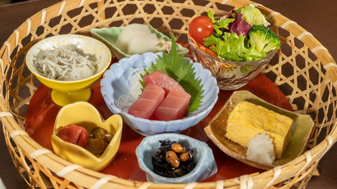 おすすめ！海の幸満載☆スタンダード「熱海御膳」１泊２食付【夕食18時】