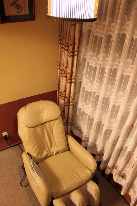 Massage chairs in guest rooms (limited)