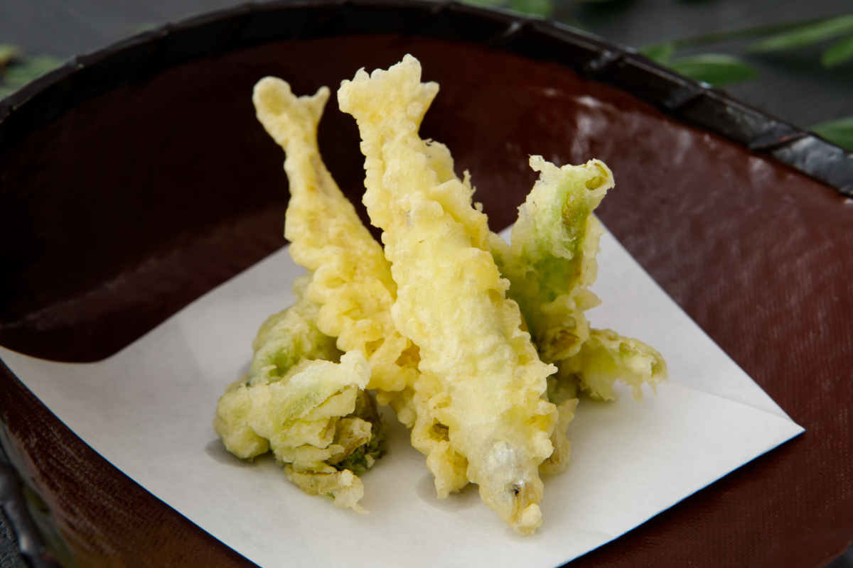 季節ごとに厳選された食材で至高のメニューを。その日の最適な味をお届けします。