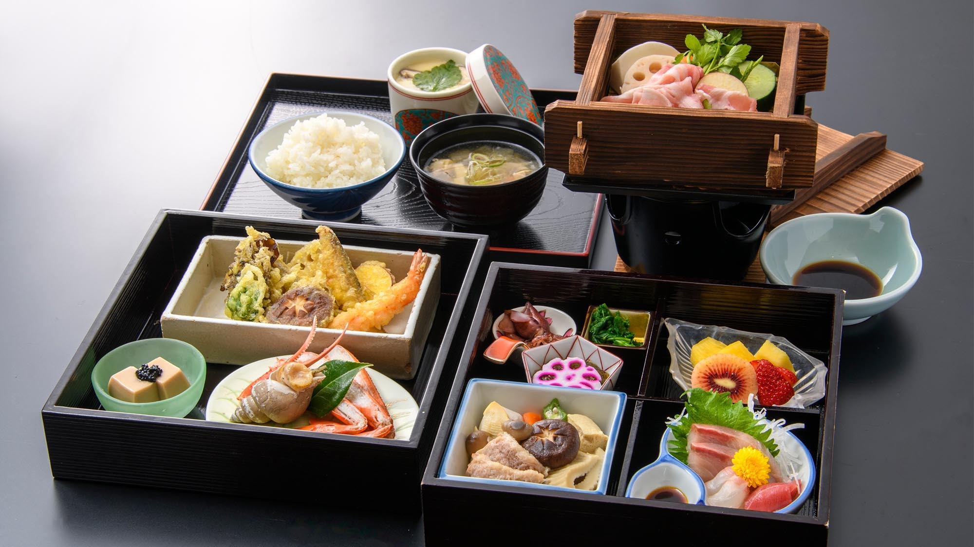 【能登豚せいろ蒸し付じわもん湯治弁当・2食付】加賀野菜と石川ブランド豚のせいろ蒸し付／セルフサービス