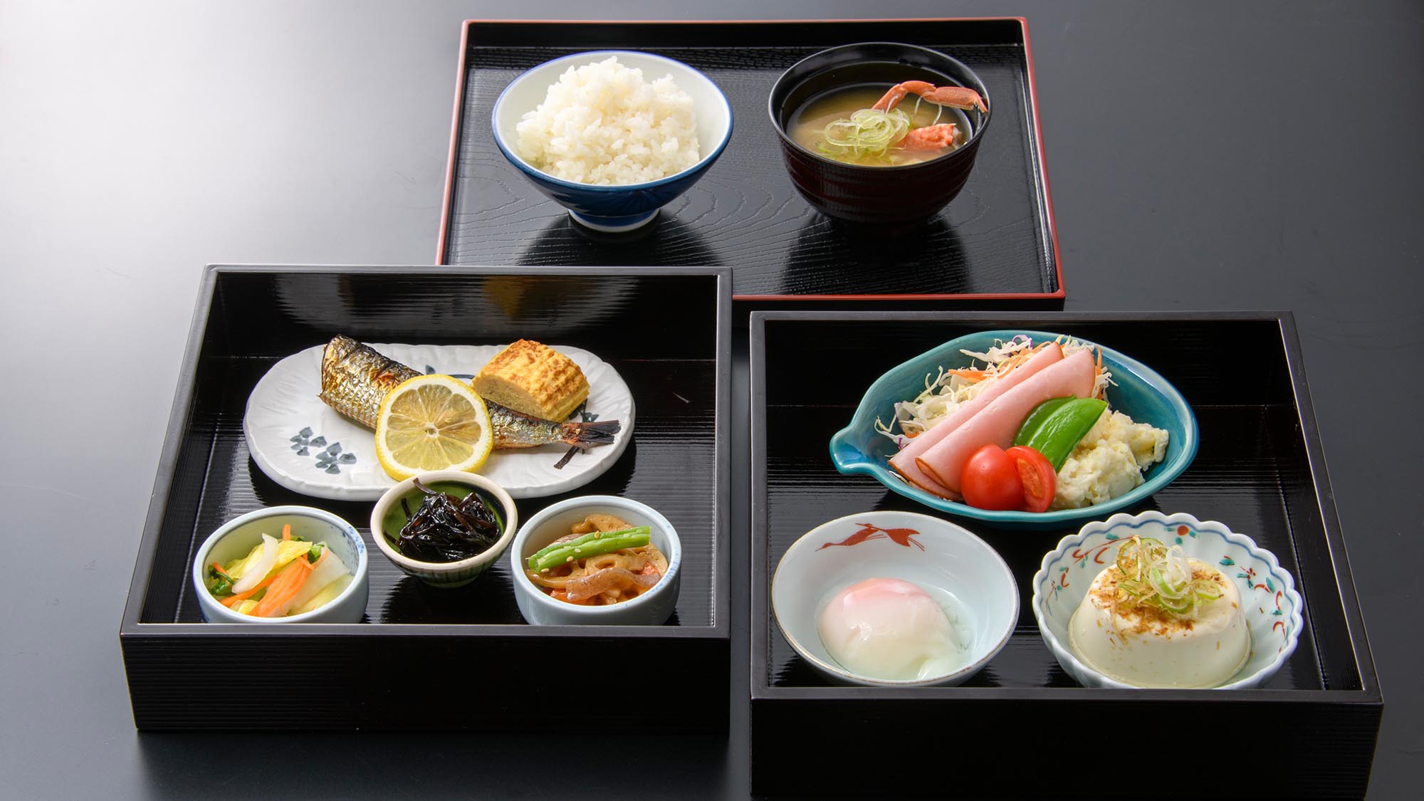 湯治弁当・朝食一例／お部屋へお届けします　※写真はイメージ