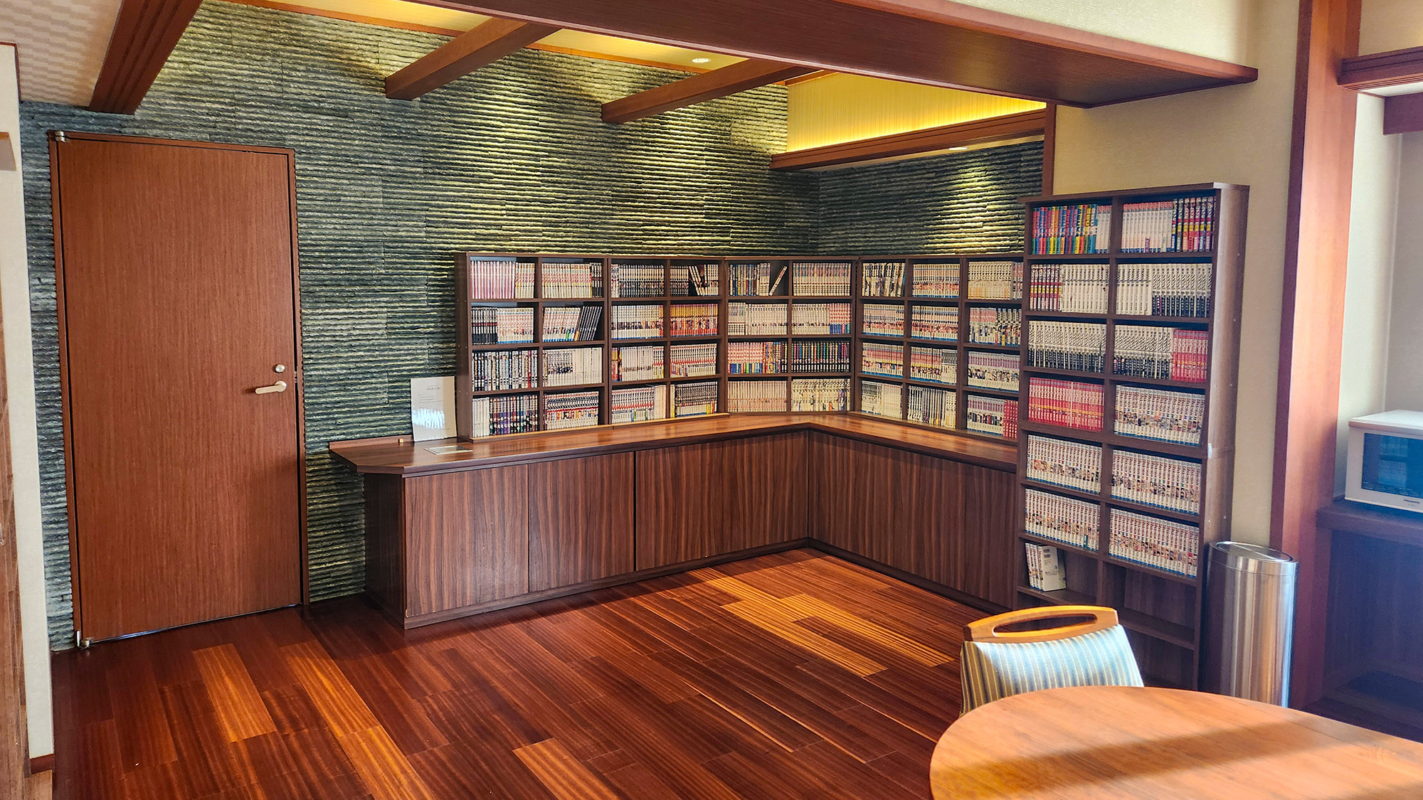  ラウンジ（4F）