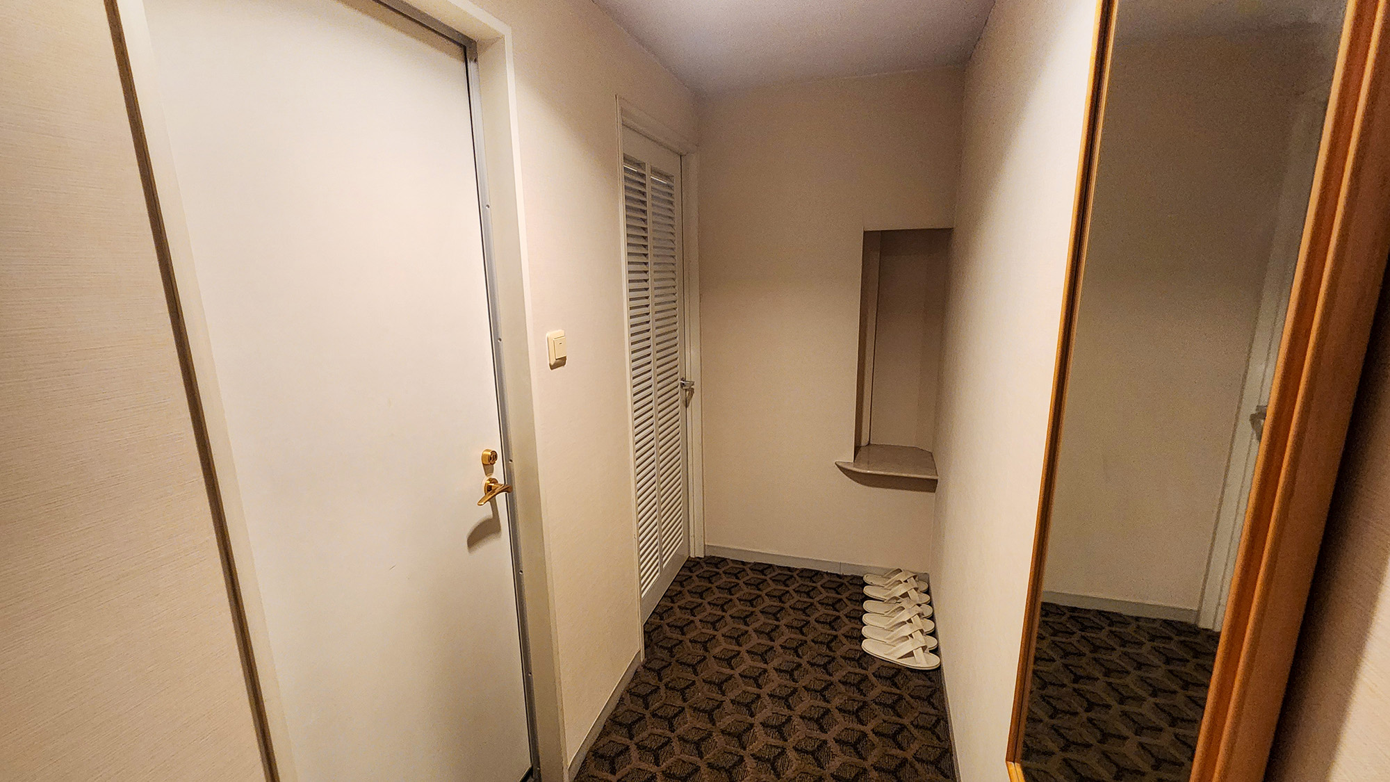 デラックスツイン入口