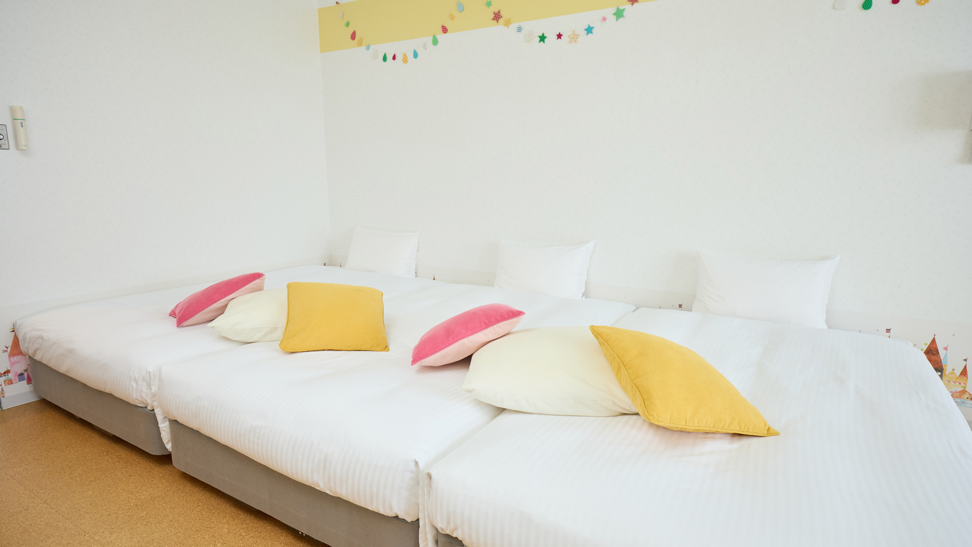 クラシックハリウッドトリプルマウンテンビュー UB 36平米