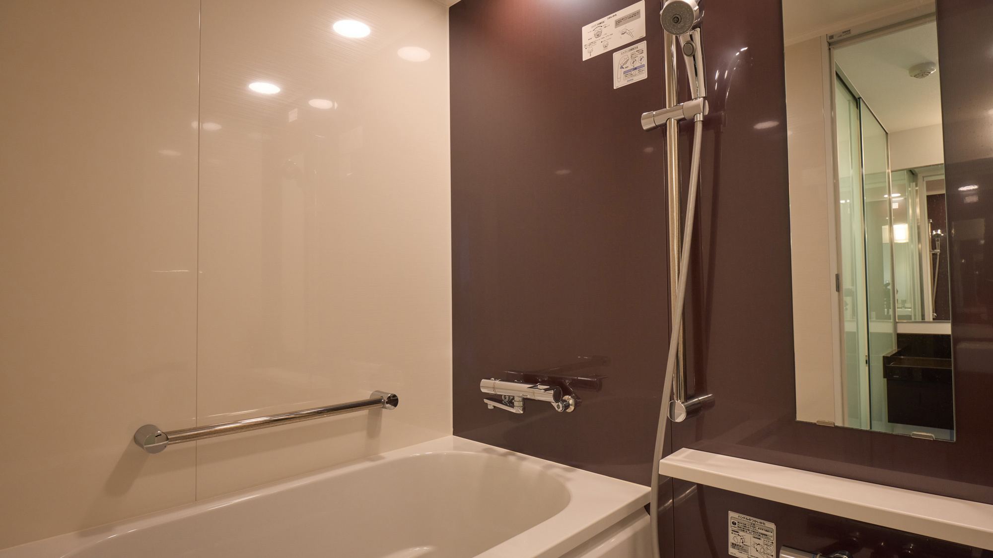 クラシックツインオーシャンビュー バストイレ洗面別 36平米