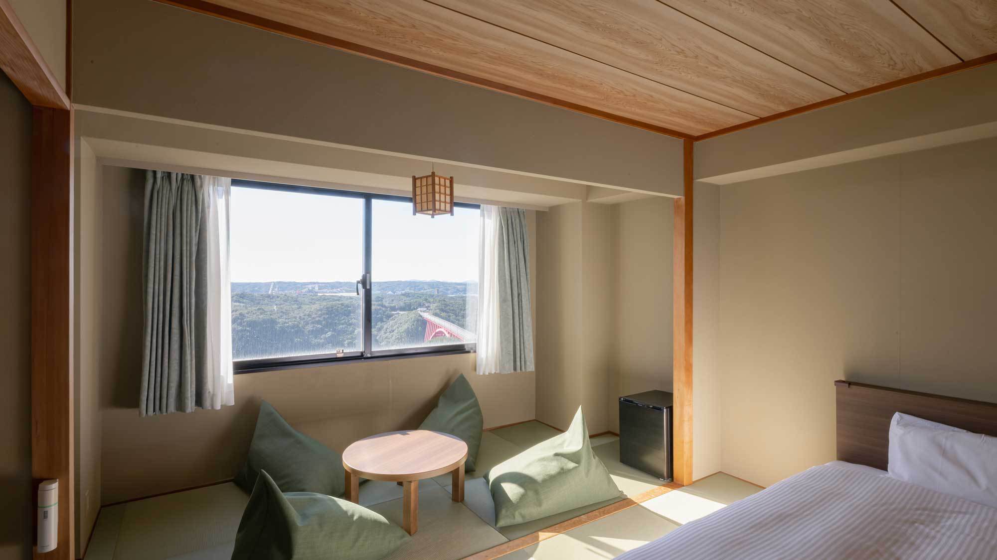 和モダンファミリールーム ベッド2台+布団 布団敷きセルフサービス UB 36平米