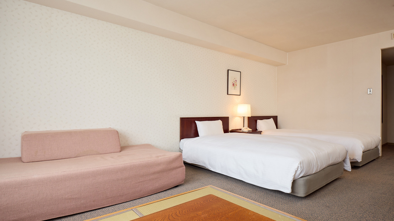 クラシックツイン和洋室マウンテンビュー ユニットバス36平米