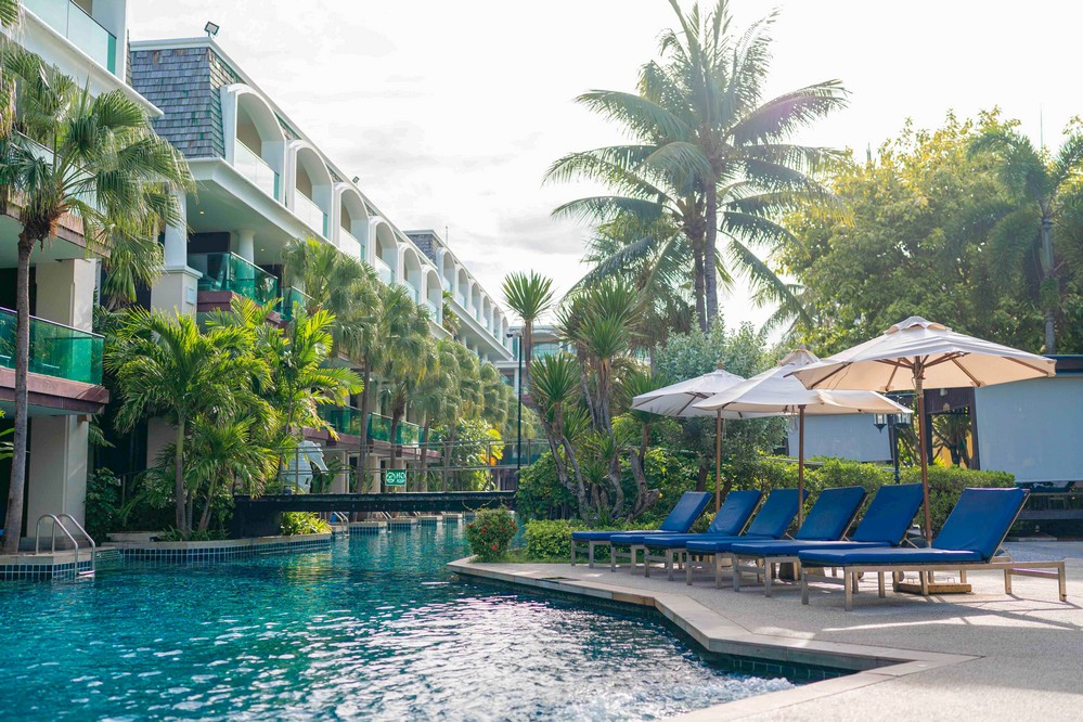 サンセット プール