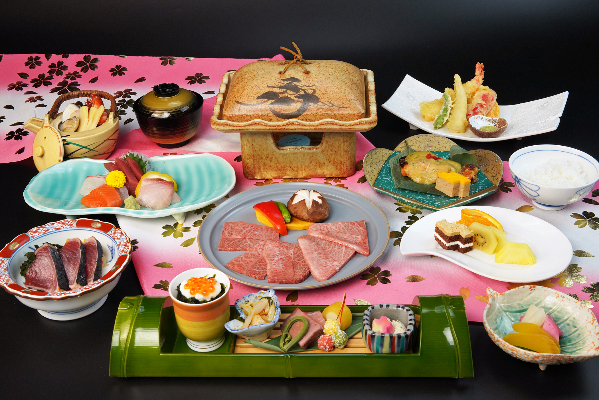 松阪牛陶板焼き春の会席プラン