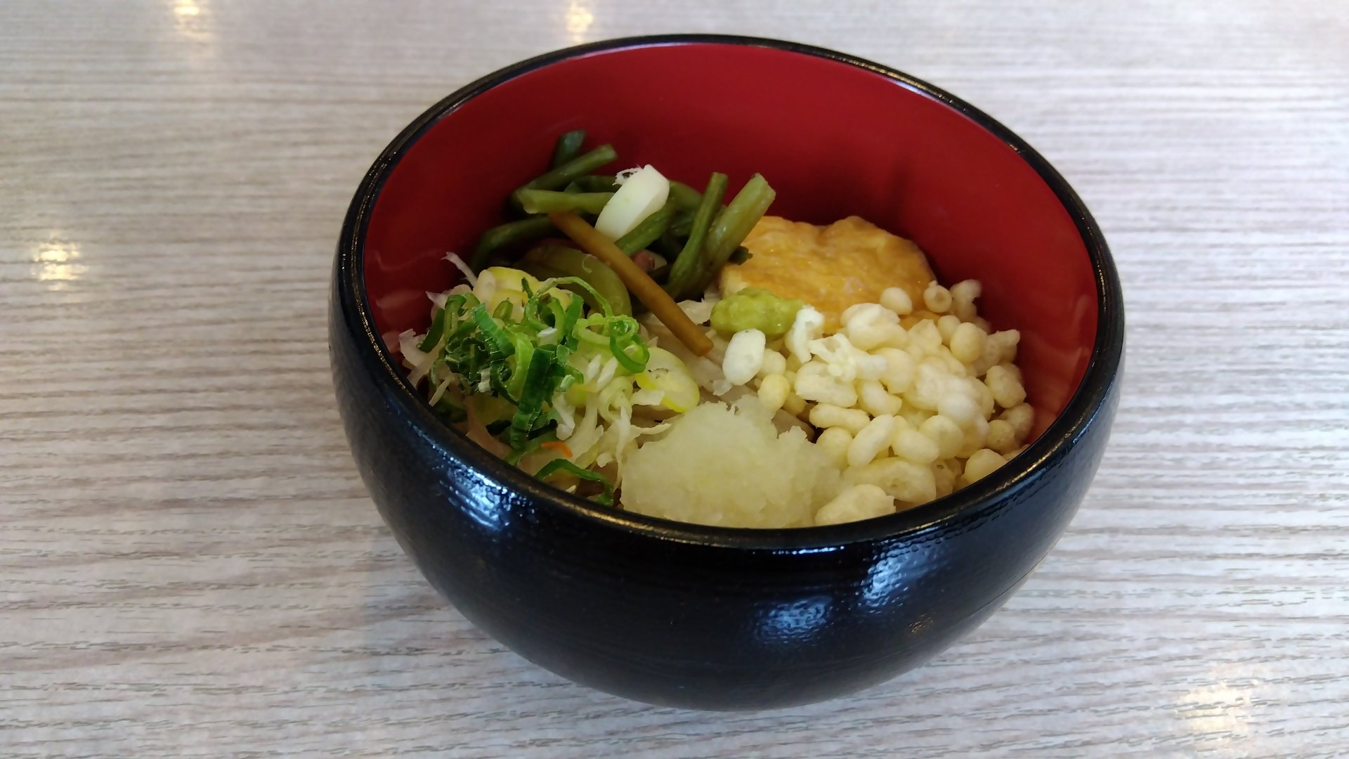 冷やしたぬきそば※夏季限定