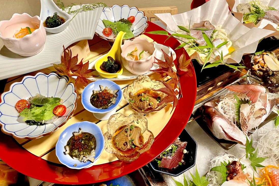 【楽天トラベルサマーSALE】2名から金目鯛の煮付け付！勝浦の磯料理と4種類のお風呂で温泉満喫