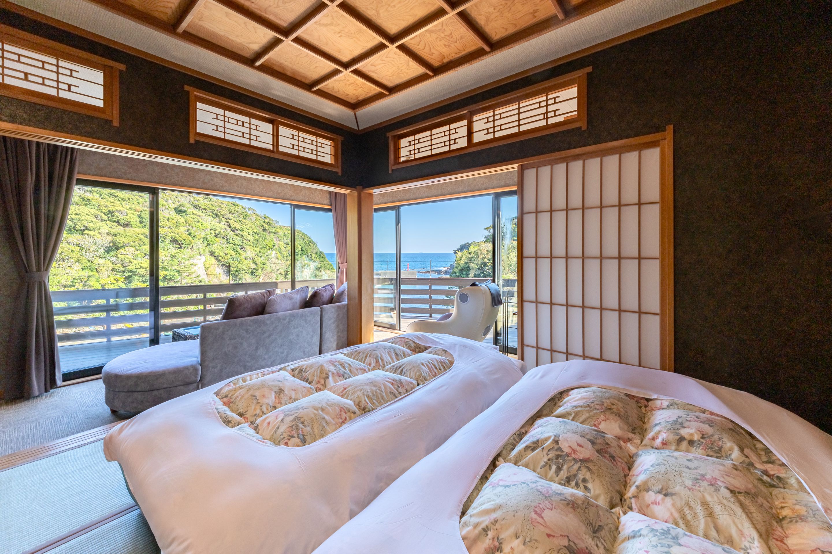 南館　海の見える特別室12畳＋縁側6畳　バス・トイレ付