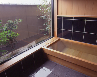 古代ヒノキ風呂