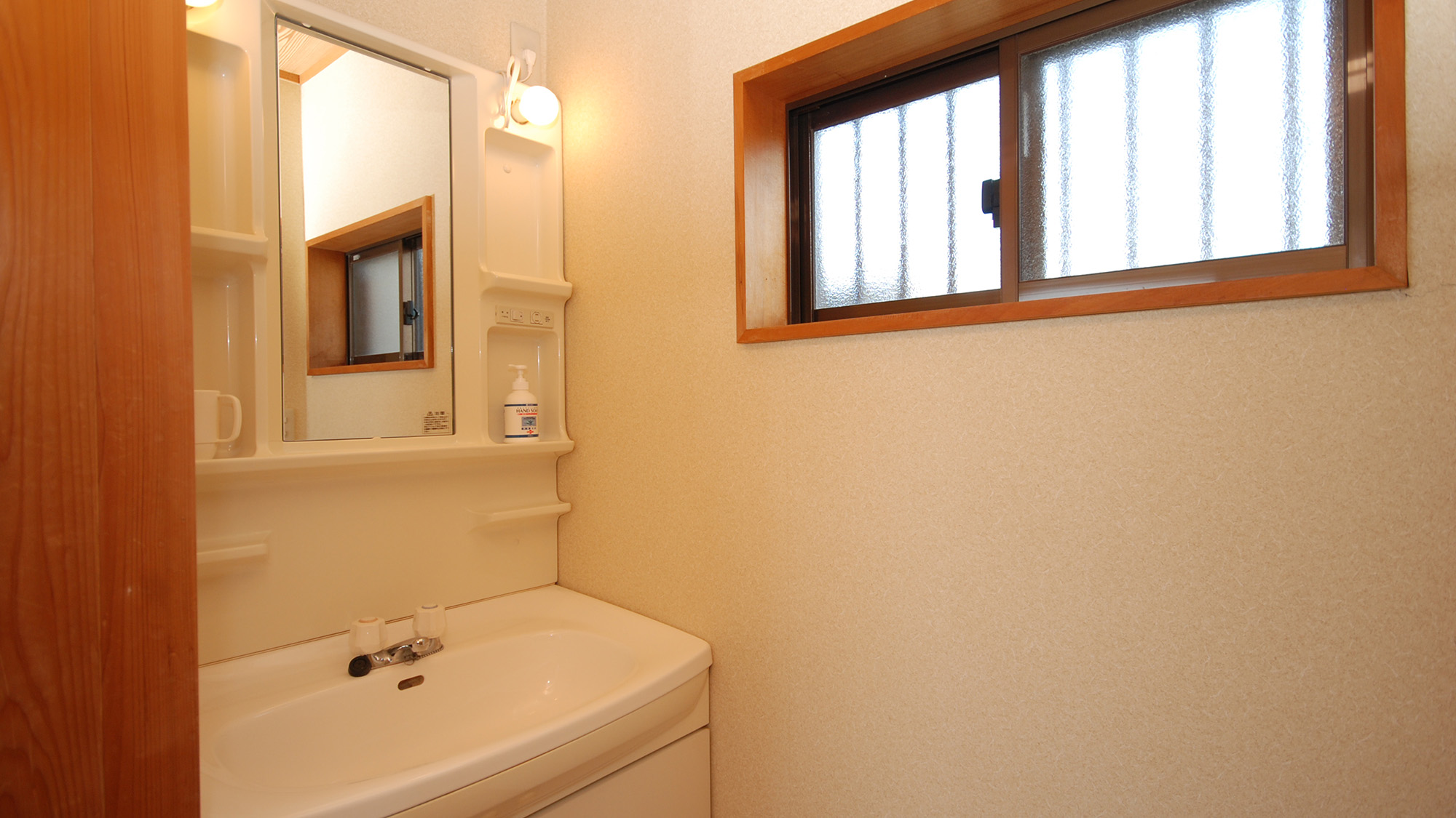 *海側のお部屋の洗面