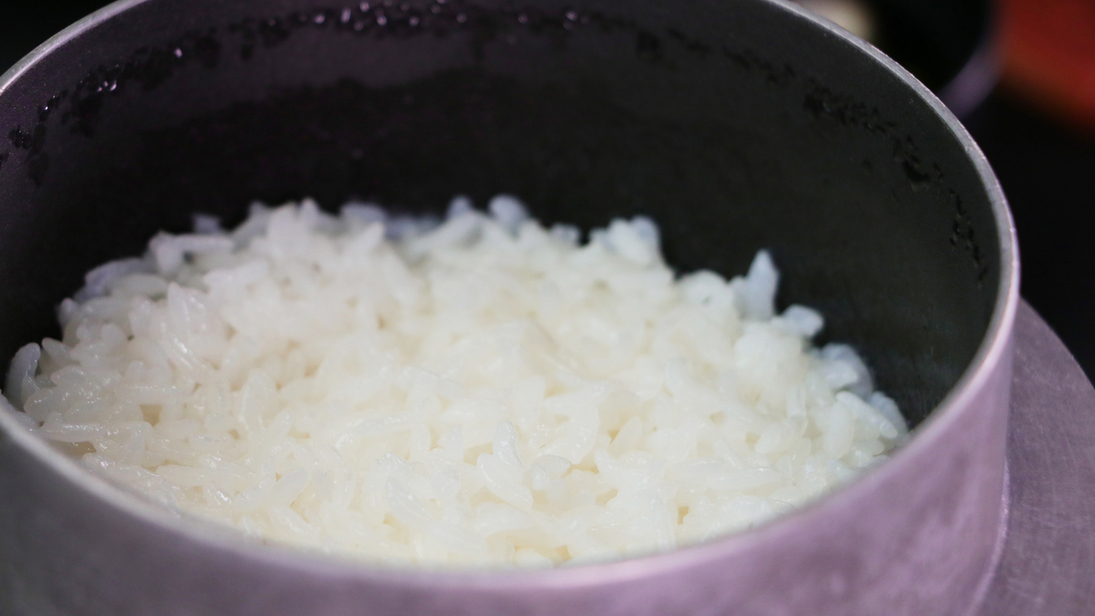 【朝食付き】日本三美人の湯と朝ごはんとご一緒に♪湯の川温泉で癒しのひととき