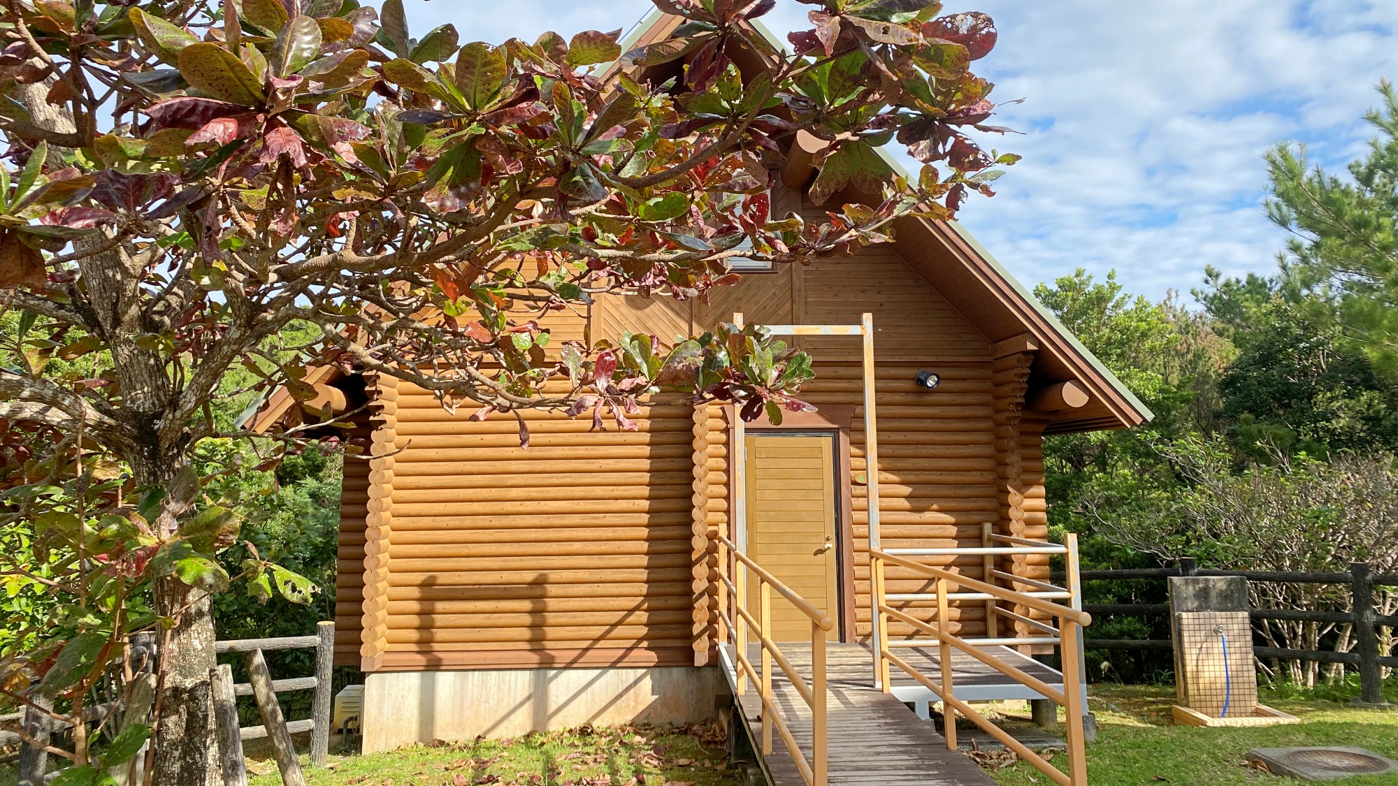 *【部屋一例（B棟）】最大6名様までご利用できます！スロープ付きなので車いすやベビーカーも楽ちんです