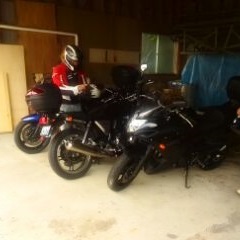 バイクの屋根付き車庫有り