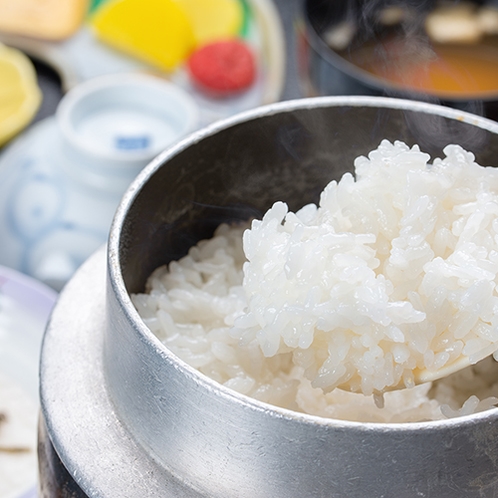 *【朝食一例】三川産のコシヒカリ！生産量が少なく、県外にはほとんど流通しない希少なお米です！