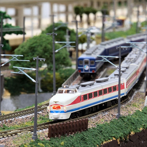 細かなところまで忠実に再現されています☆電車好きのお子様も大喜び♪(ジオラマ写真提供RMM）